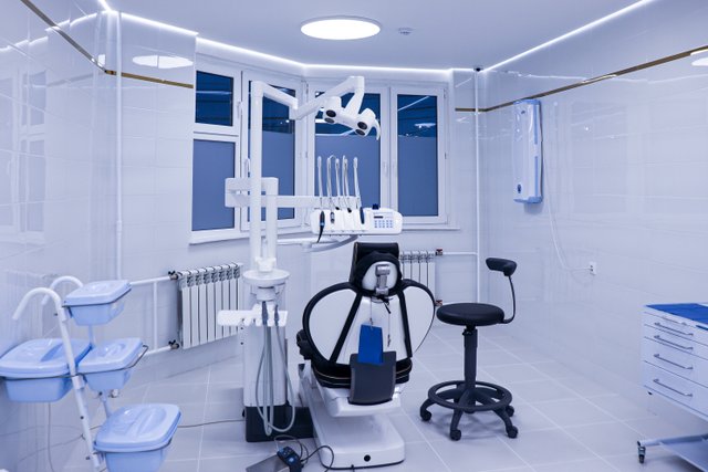 WHITE DENTAL CLINIC, стоматология на улице Горшина в Химках, Москва -  отзывы, фото, цены, телефон, адрес и как добраться - Zoon.ru