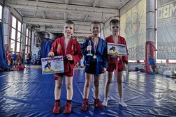 Спортивный клуб Кенга, с рейтингом 3.4 - находится по адресу Нижний Новгород, Бурнаковская улица, 51 