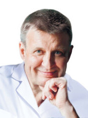 Отоларинголог, пластический хирург Сергей Львович Иванов