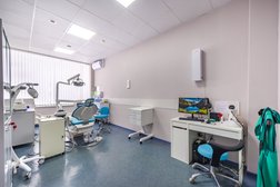 Многопрофильный медицинский центр Prima clinica, с рейтингом 4.4 - находится по адресу Москва, улица Архитектора Власова, 6 