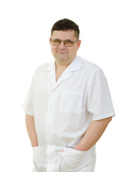 Акушер, акушер-гинеколог Азат Альбертович Галеев