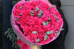 Цветочный салон Люби цветы, с рейтингом 4.9 - находится по адресу Москва, пос. Коммунарка, улица Александры Монаховой, 84 к2 