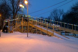 Ледовая горка в Загородном парке, с рейтингом 2.7 - находится по адресу Самара, улица Ново-Садовая, 150 